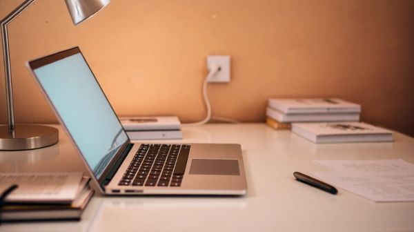 Top 5 écrans pour améliorer votre expérience MacBook